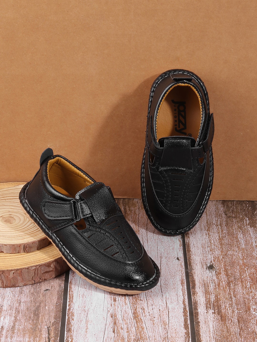 

Jazzy Juniors Boys Perforations Loafers, Black