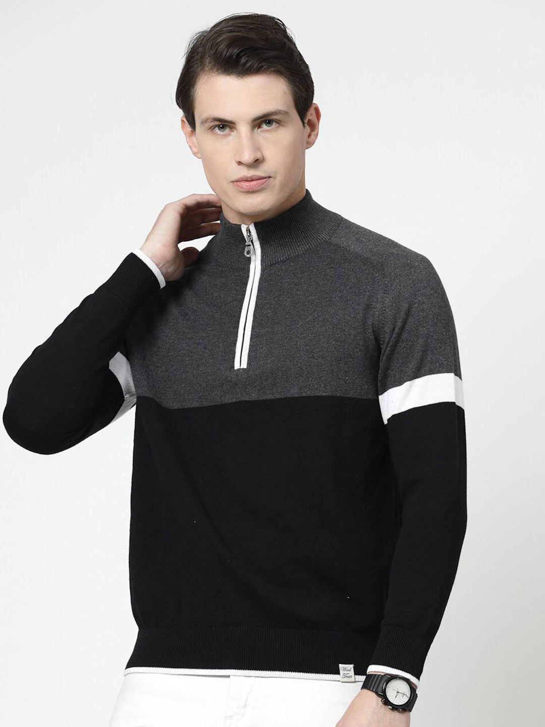 

Wool Trees Colourblocked Turtle Neck Cotton Sweatshirt, Black