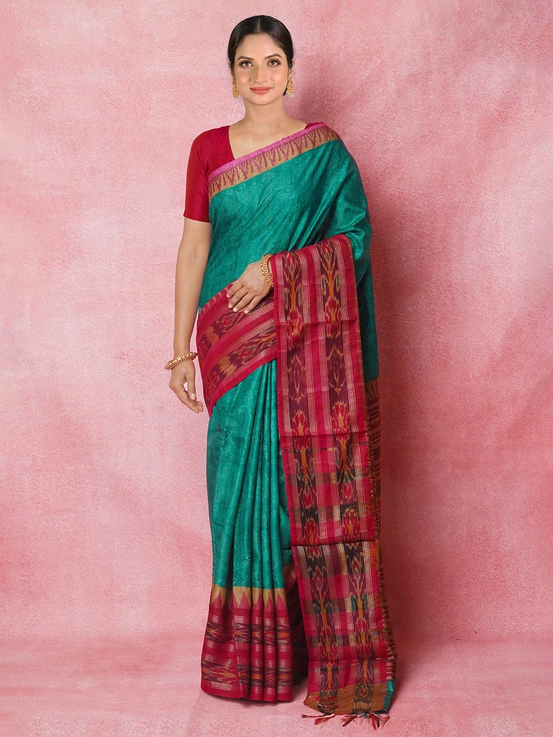 

Unnati Silks Ethnic Motifs Hand Block Printed Pure Handloom Tussar Silk Saree, Green