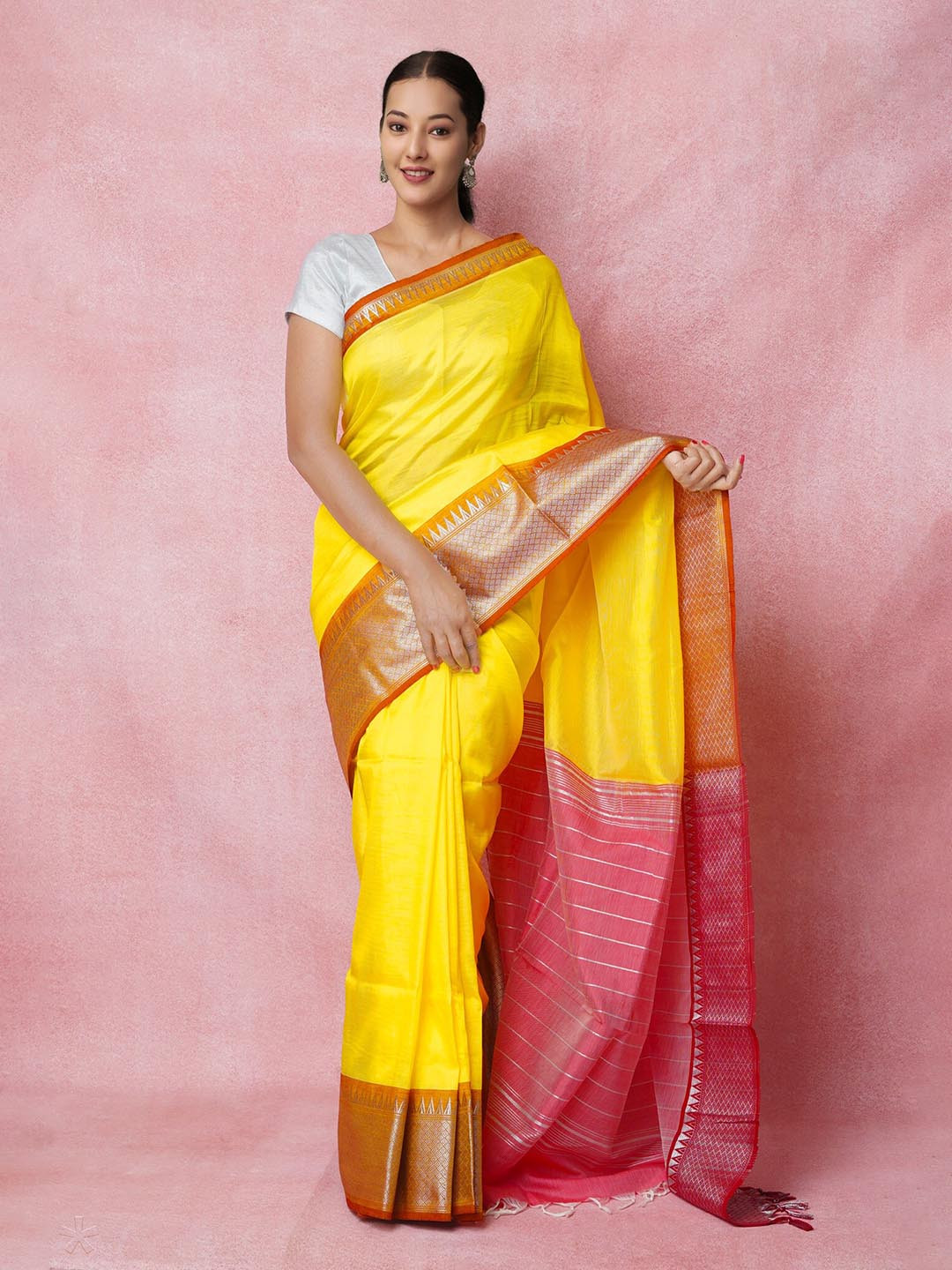 

Unnati Silks Woven Design Pure Silk Handloom Narayan Peth Saree, Yellow