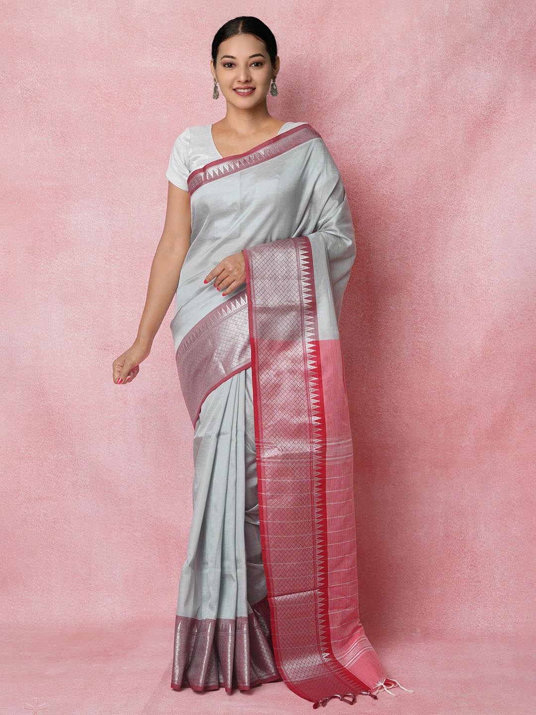

Unnati Silks Woven Design Pure Silk Handloom Narayan Peth Saree, Grey
