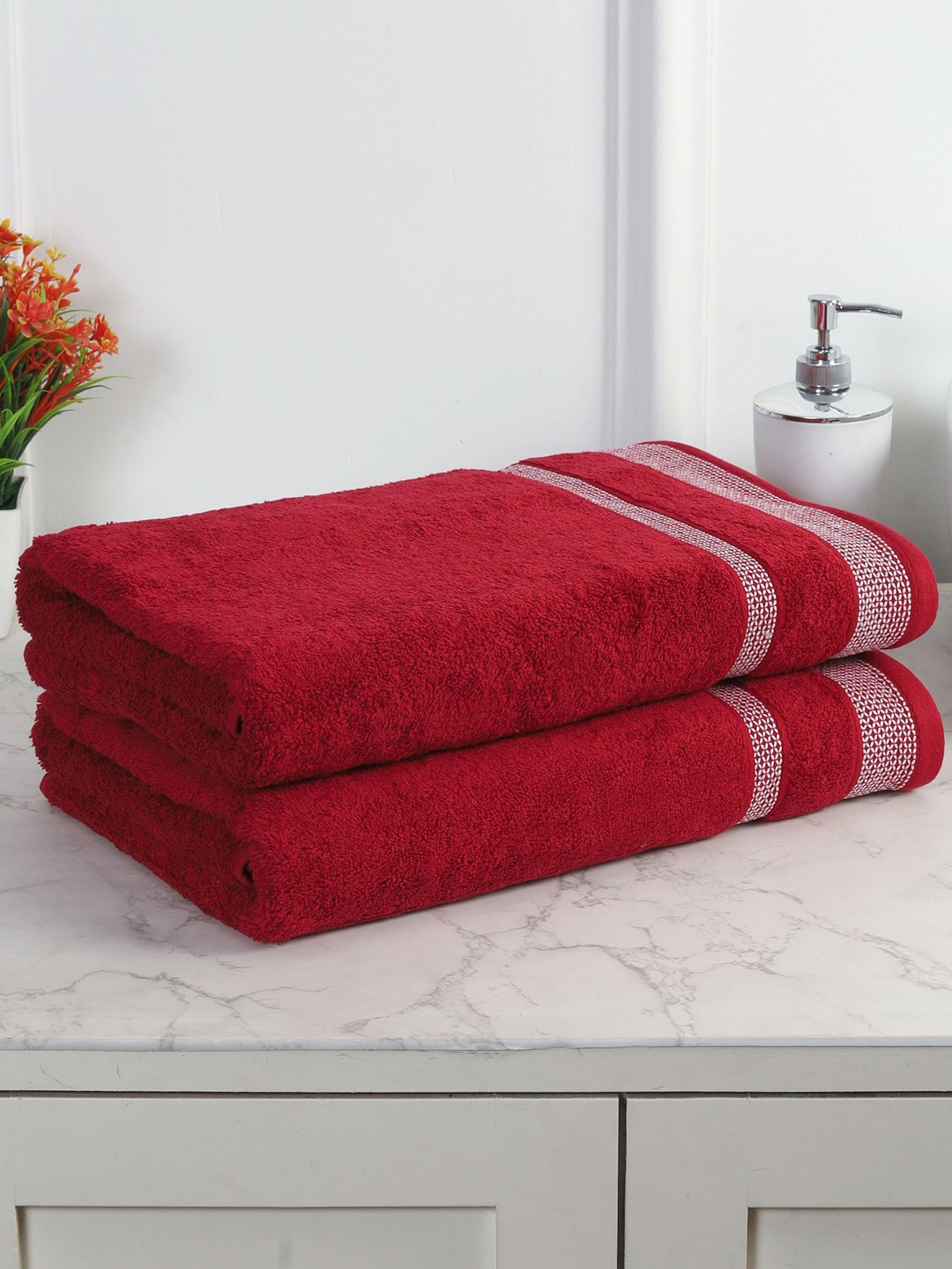 

MAFATLAL Red 2 Pieces 550 GSM Cotton Bath Towels