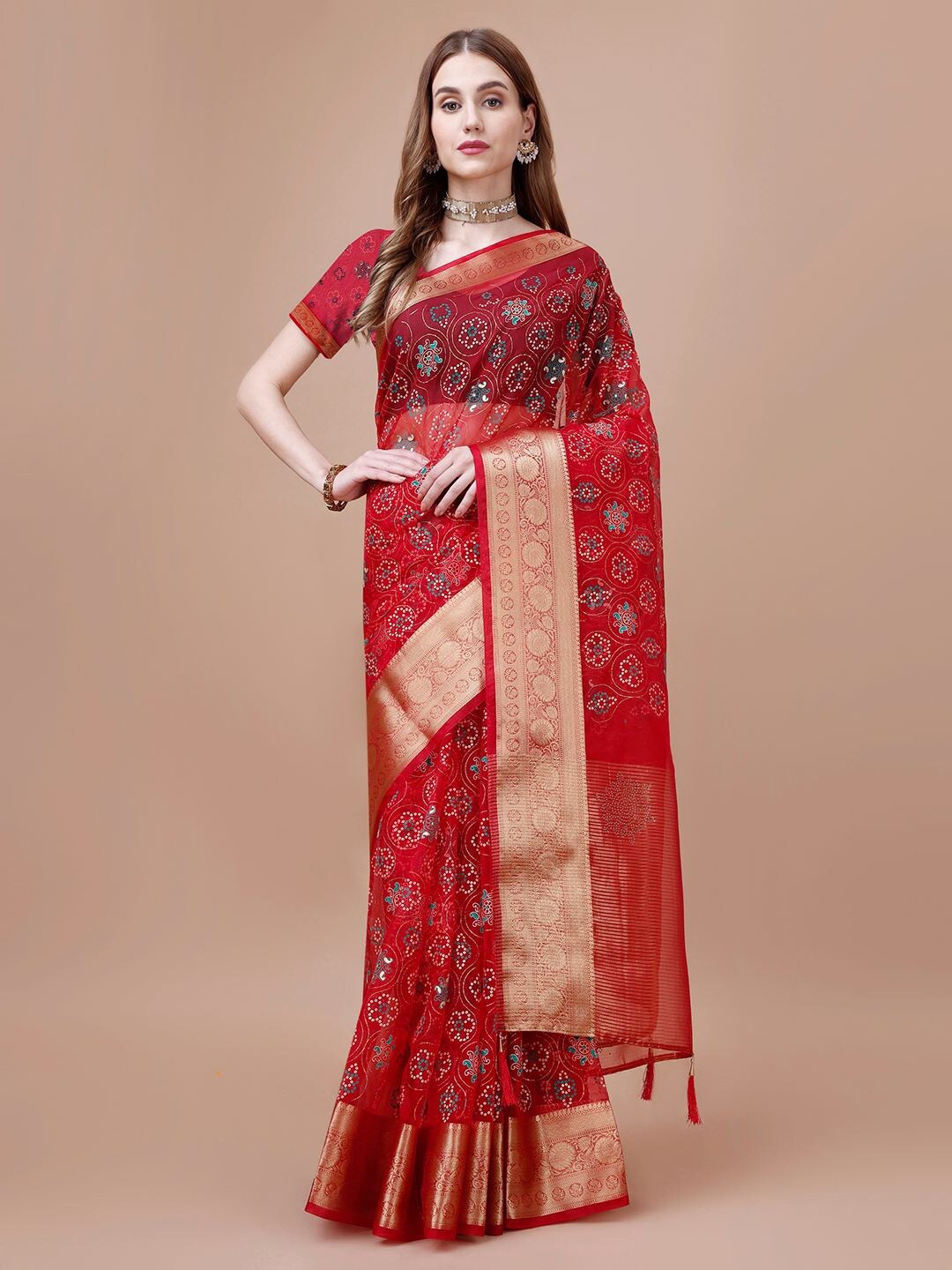 

Mitera Maroon Paisley Printed Zari Organza Saree