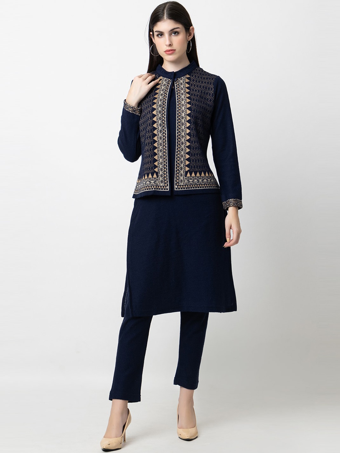 

KEIKO Geometric Woven Design Jacquard Kurta With Palazzos, Navy blue