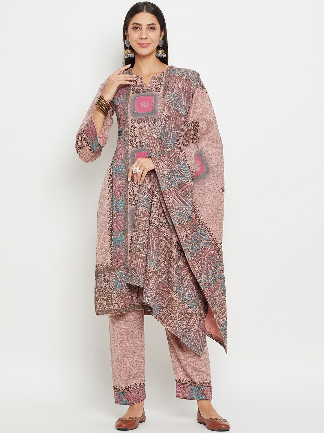 

Zigo Ethnic Motifs Self Design Knitted Straight Kurta & Trousers with Dupatta, Pink