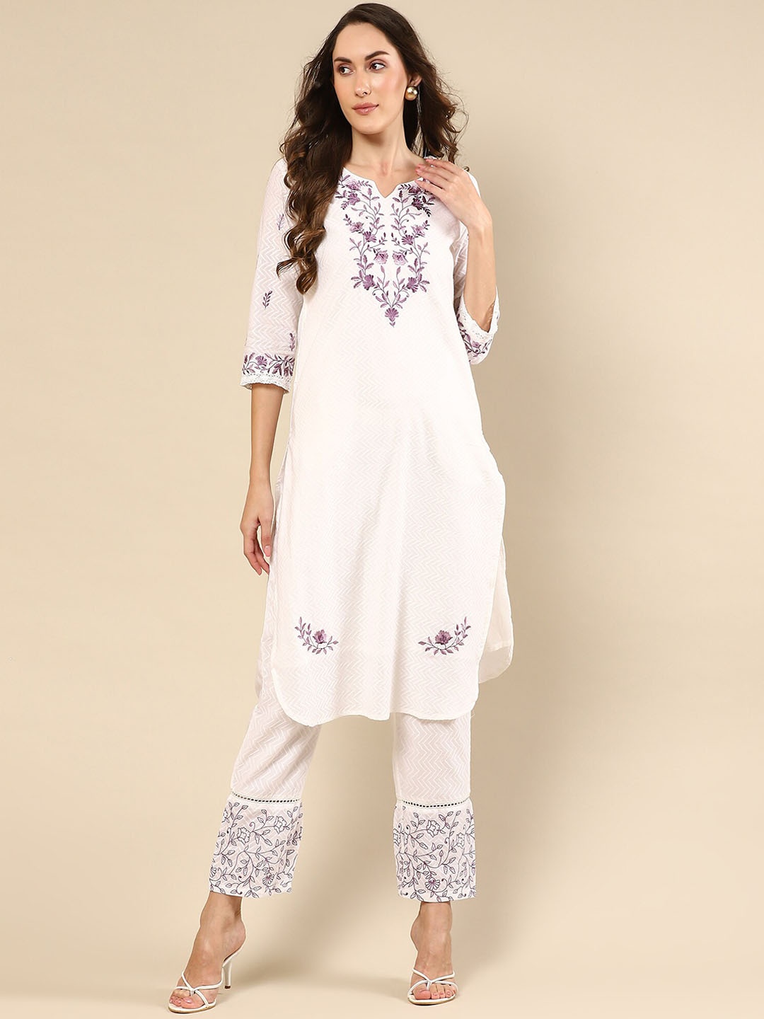 

NH KAPDEWALA Floral Embroidered Pure Cotton Straight Kurta With Trouser, White