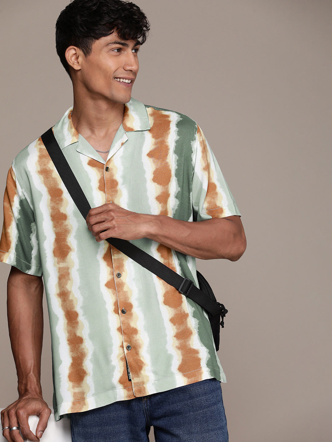 

WROGN Vertical Striped Casual Shirt, Green