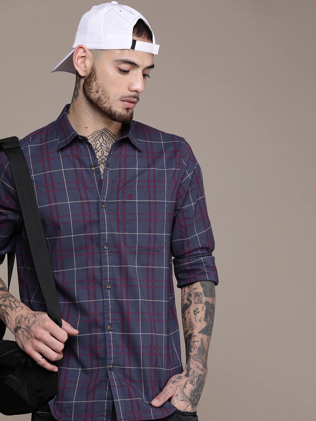 

WROGN Men Slim Fit Tartan Checked Casual Shirt, Navy blue