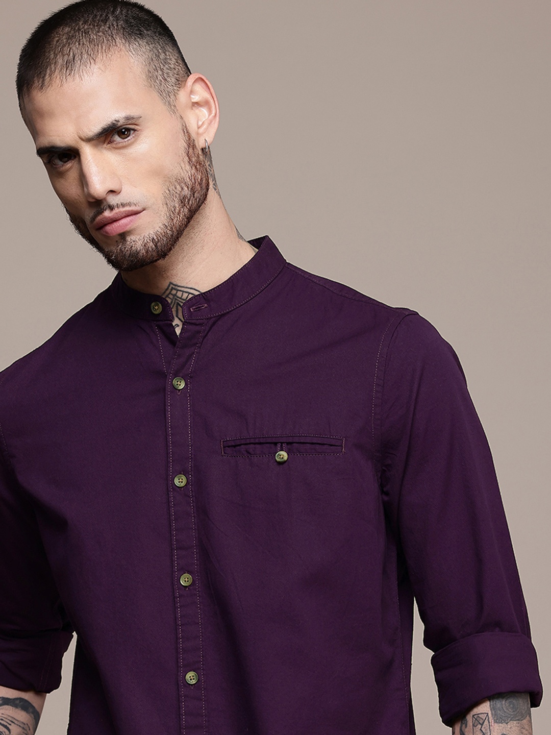 

WROGN Pure Cotton Slim Fit Opaque Casual Shirt, Purple