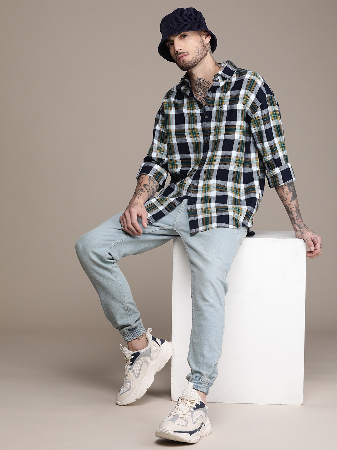 

WROGN Pure Cotton Oversized Checked Casual Shirt, Navy blue