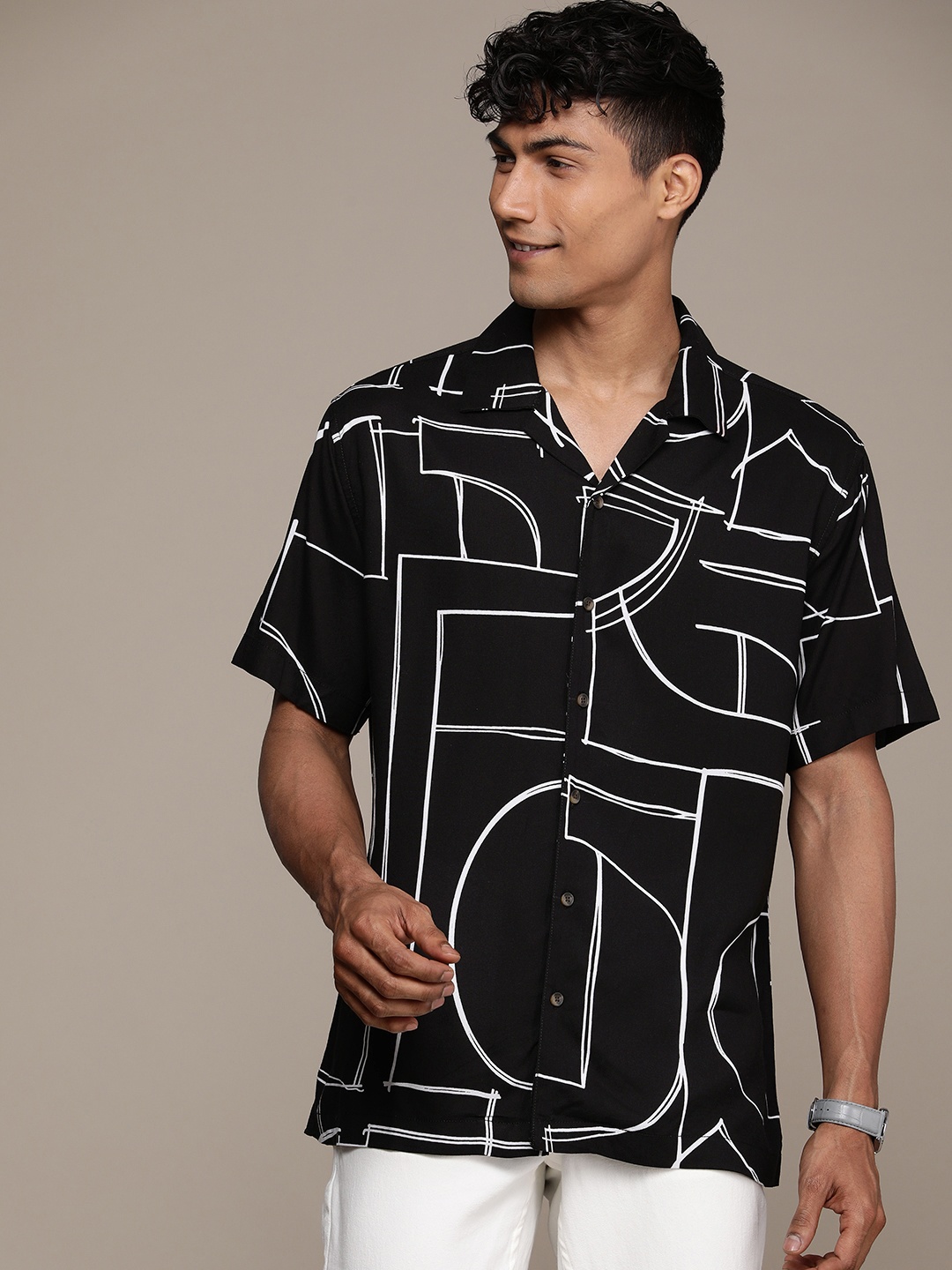 

WROGN Printed Casual Shirt, Black