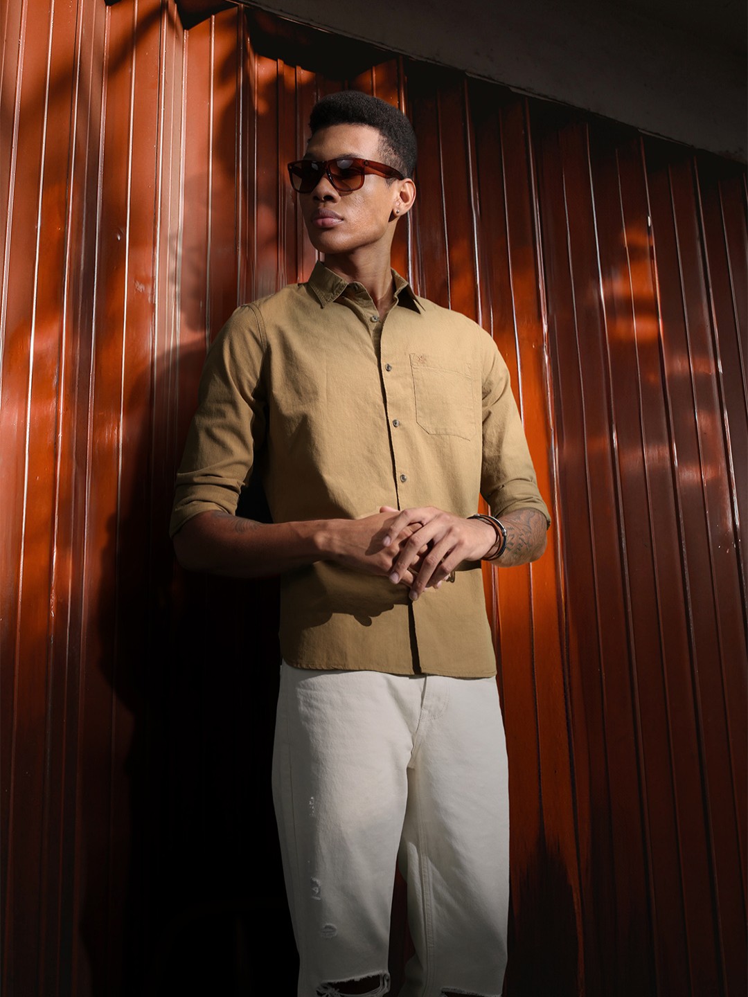 

WROGN Solid Slim Fit Pure Cotton Casual Shirt, Khaki