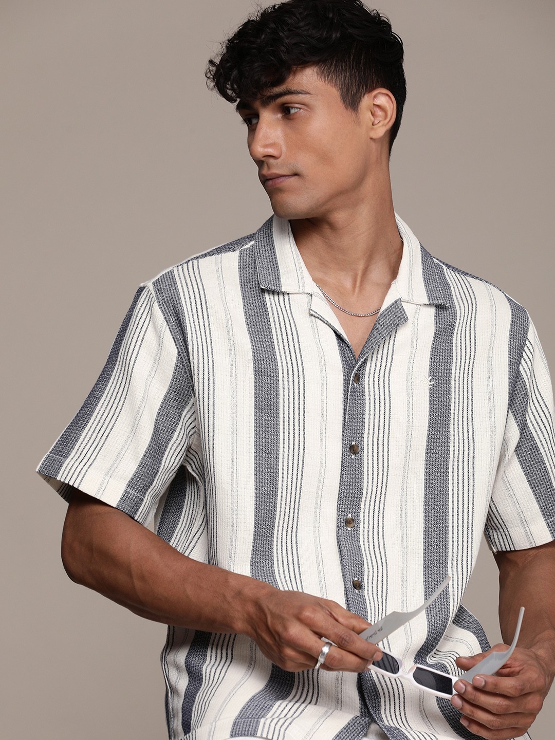 

WROGN Vertical Striped Casual Shirt, Off white