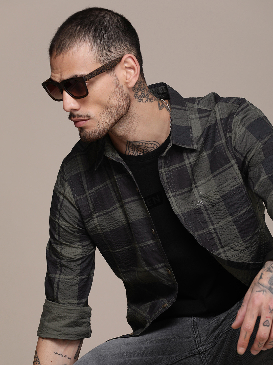 

WROGN Men Pure Cotton Buffalo Checks Casual Shirt, Olive