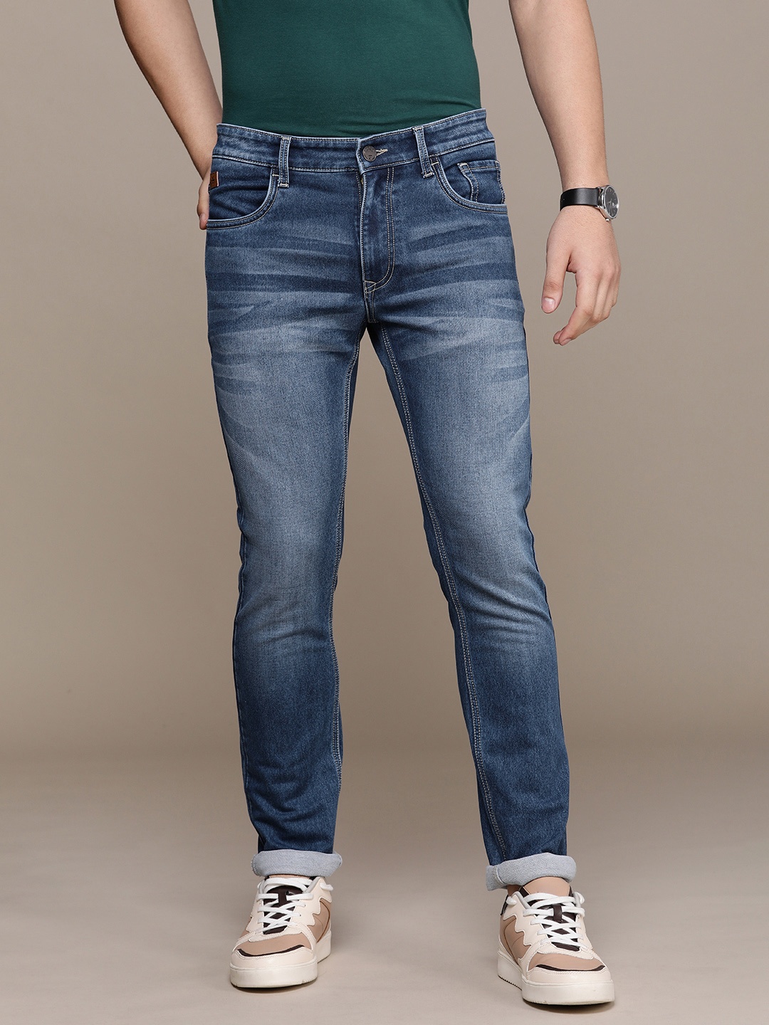 

WROGN Men Slim Fit Light Fade Stretchable Jeans, Navy blue
