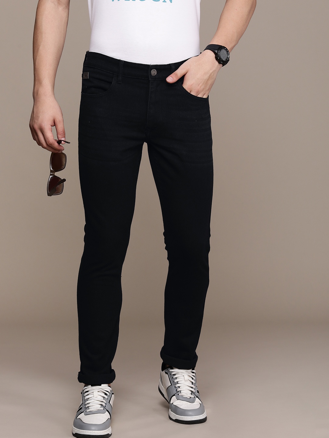 

WROGN Men Slim Fit Stretchable Jeans, Black