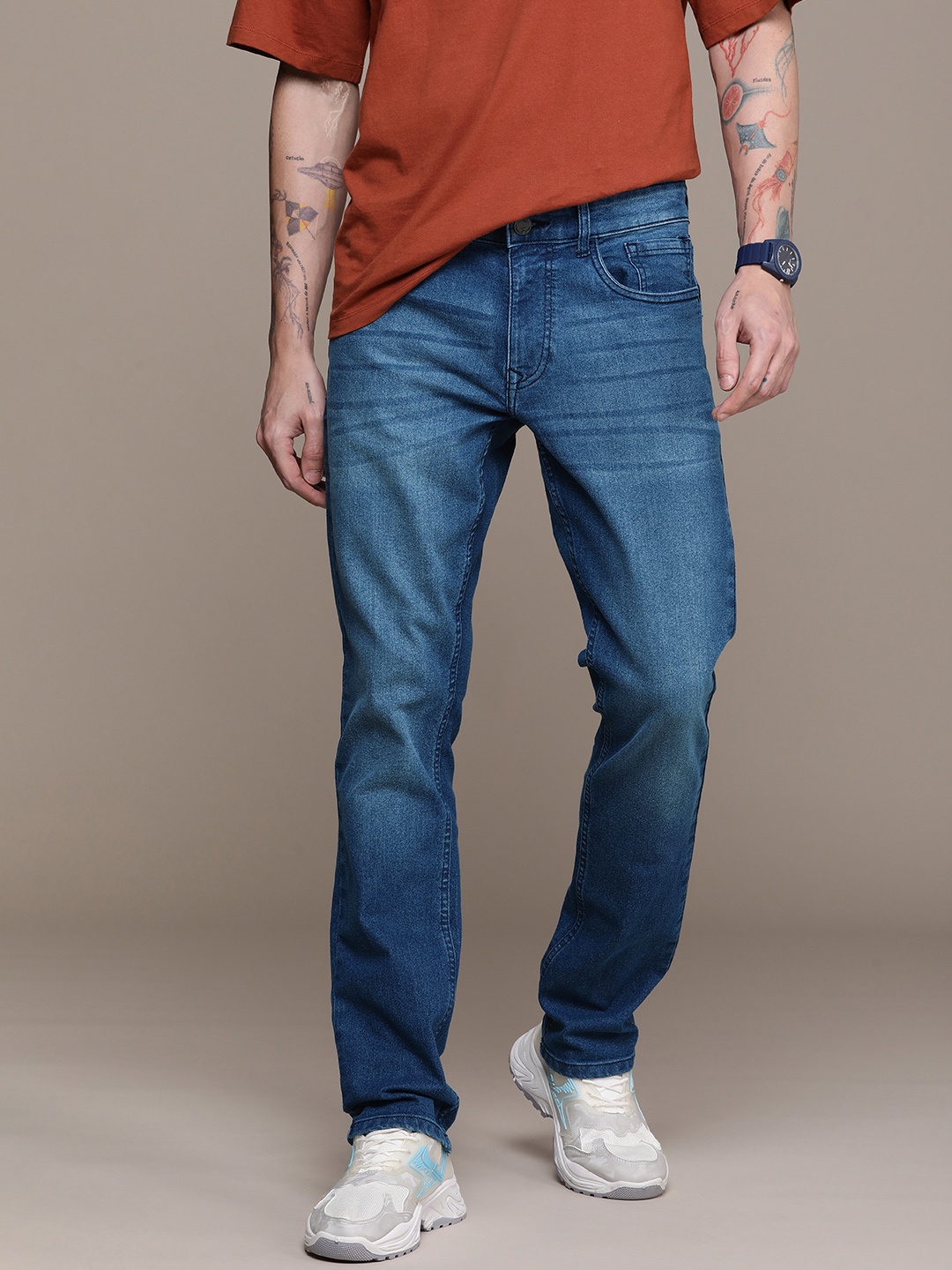 

WROGN Men Straight Fit Heavy Fade Stretchable Jeans, Blue