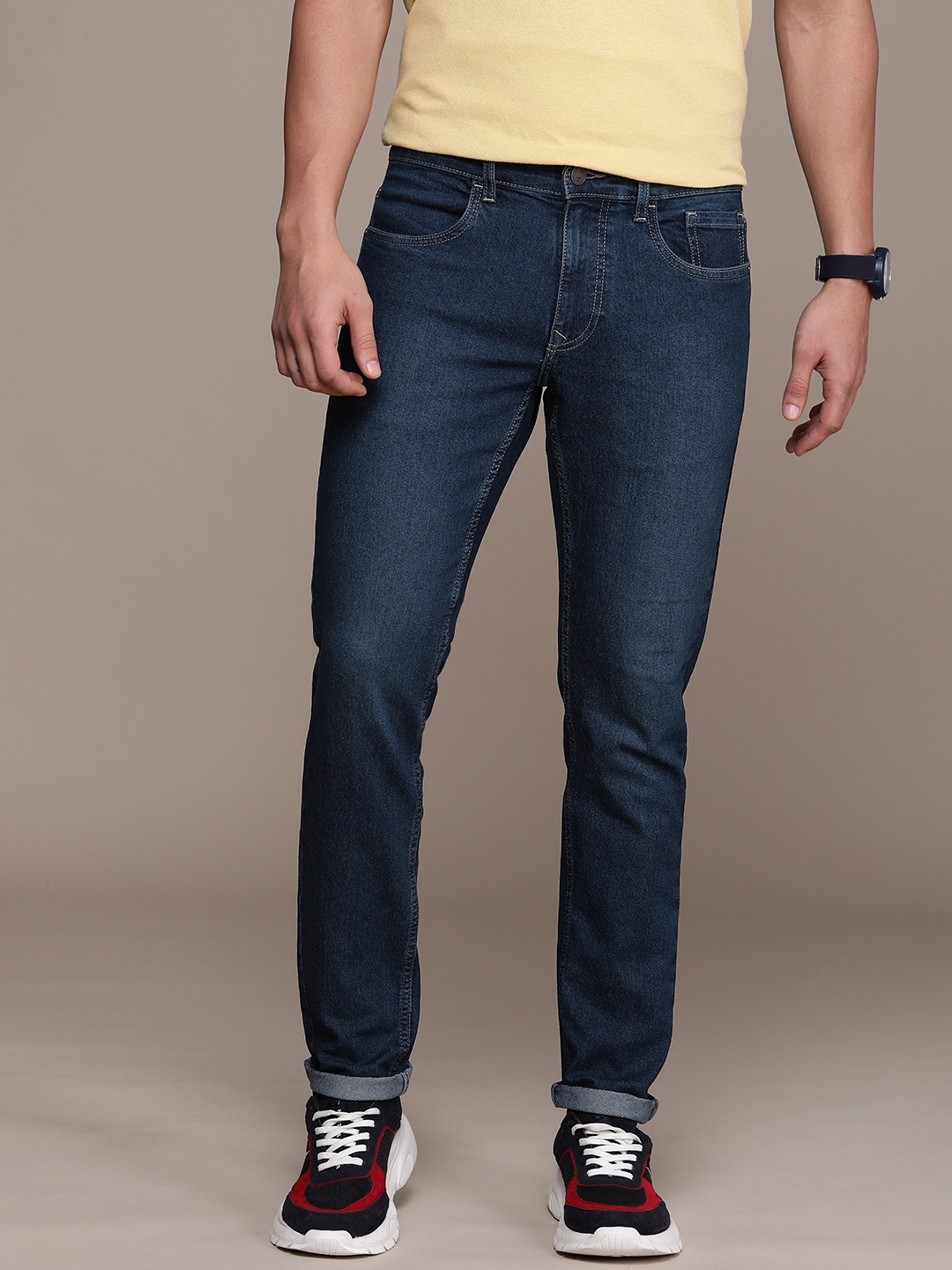 

WROGN Men Slim Fit Stretchable Jeans, Blue