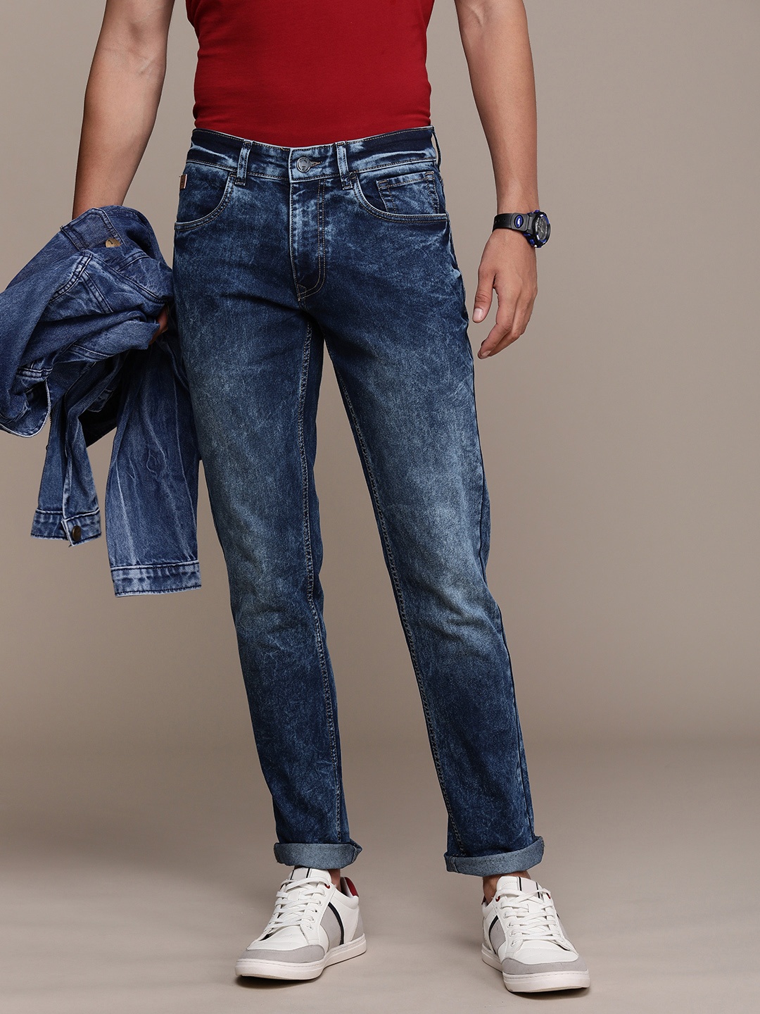 

WROGN Men Slim Fit Heavy Fade Stretchable Jeans, Blue