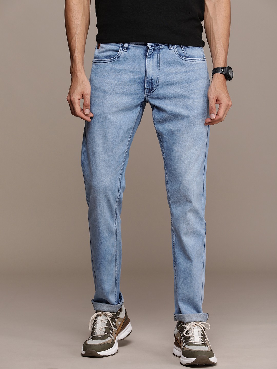 

WROGN Men Slim Fit Heavy Fade Stretchable Mid-Rise Jeans, Blue