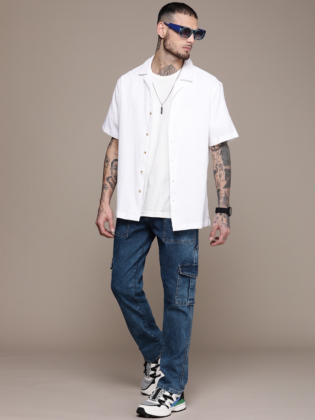 

WROGN Men Cargo Fit Stretchable Jeans, Blue