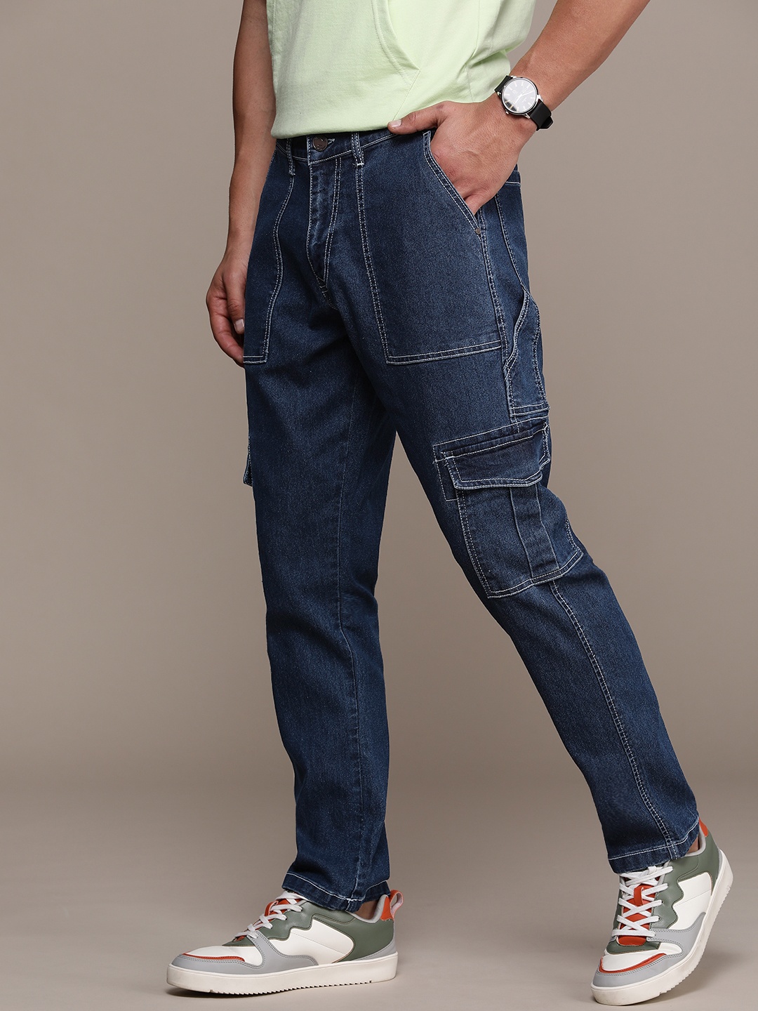 

WROGN Men Cargo Fit Stretchable Jeans, Blue