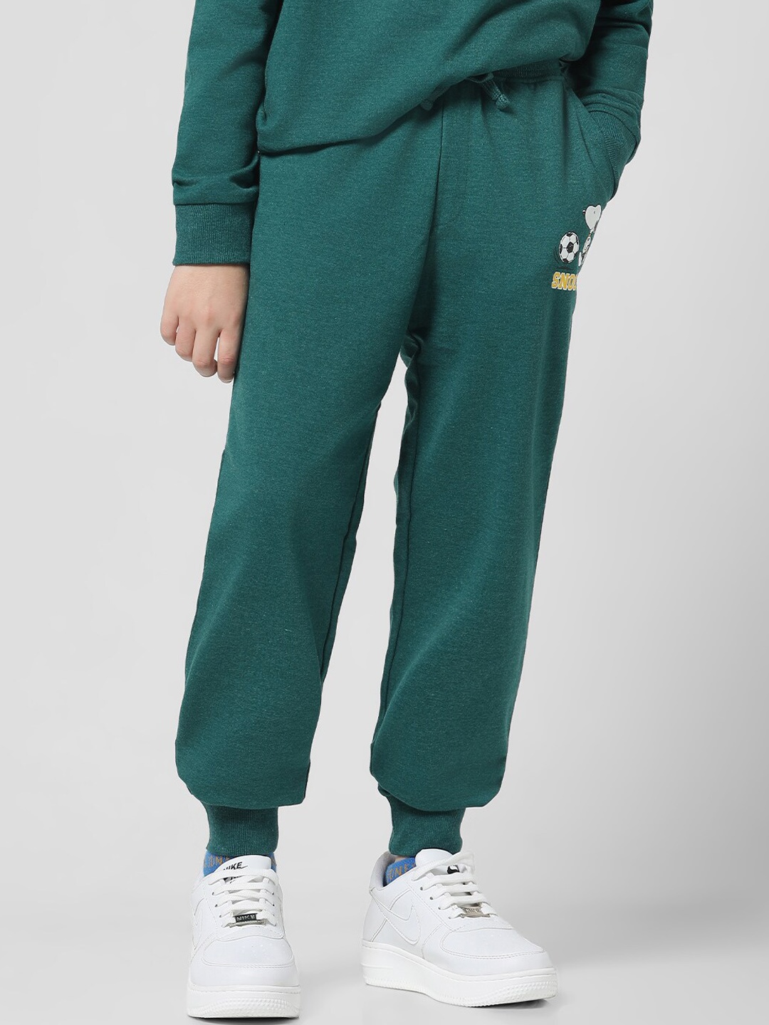 

Jack & Jones Junior Boys Snoopy Relaxed Fit Mid-Rise Joggers, Green