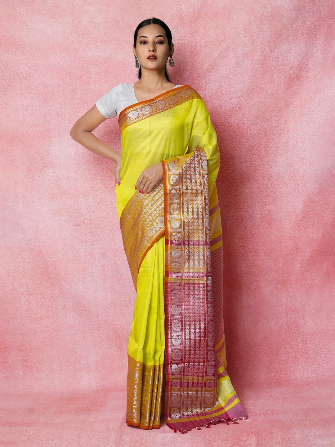 

Unnati Silks Pure Silk Zari Handloom Narayan Peth Saree, Green