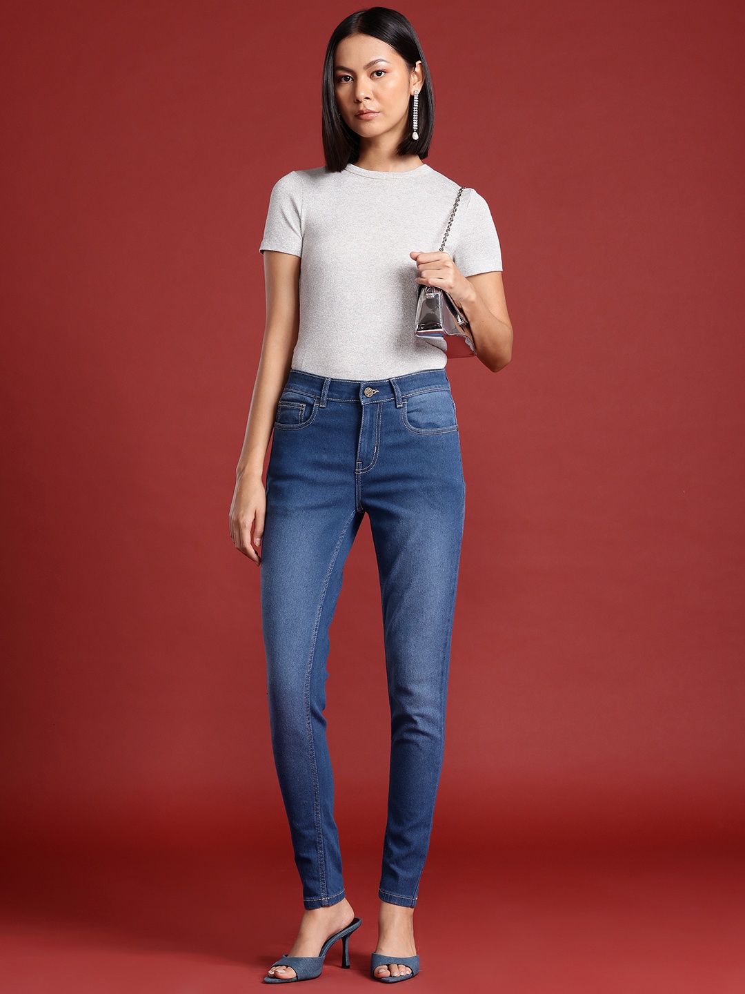 

all about you Women Skinny Fit Light Fade Stretchable Jeans, Blue