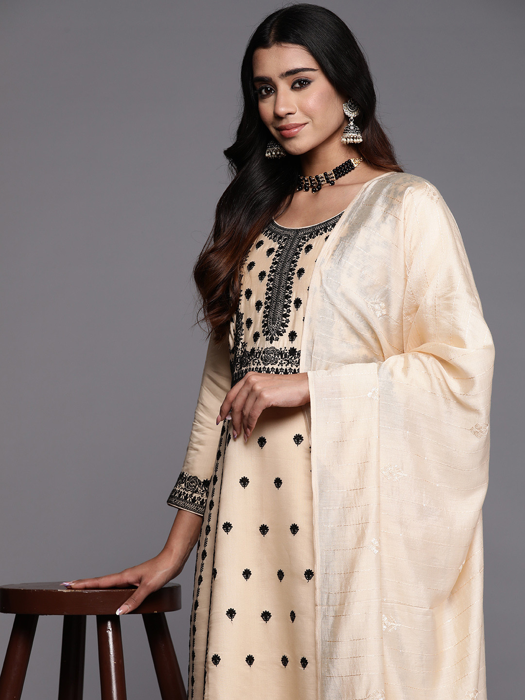 

Libas Art Women Floral Embroidered A-Line Thread Work Kurta with Trousers & With Dupatta, Cream