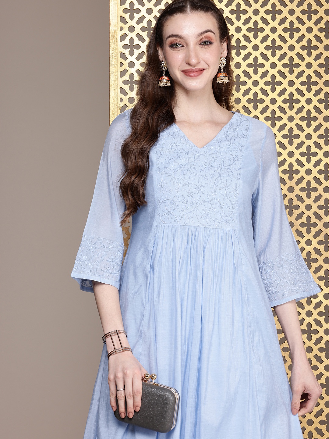 

House of Pataudi Chikankari Floral Embroidered Pleated Thread Work Kurta with Palazzos, Blue