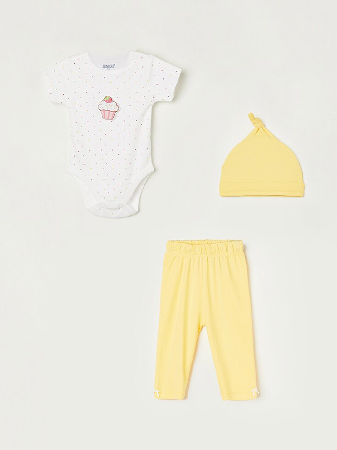 

Juniors by Lifestyle Infants 3-Pcs Printed Pure Cotton Apparel Gift Set, Off white