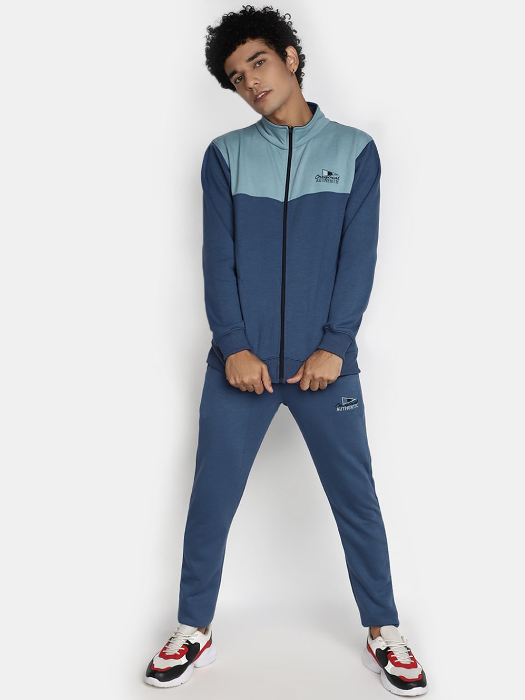 

V-Mart Colourblocked Mock Collar Fleece Tracksuit, Blue