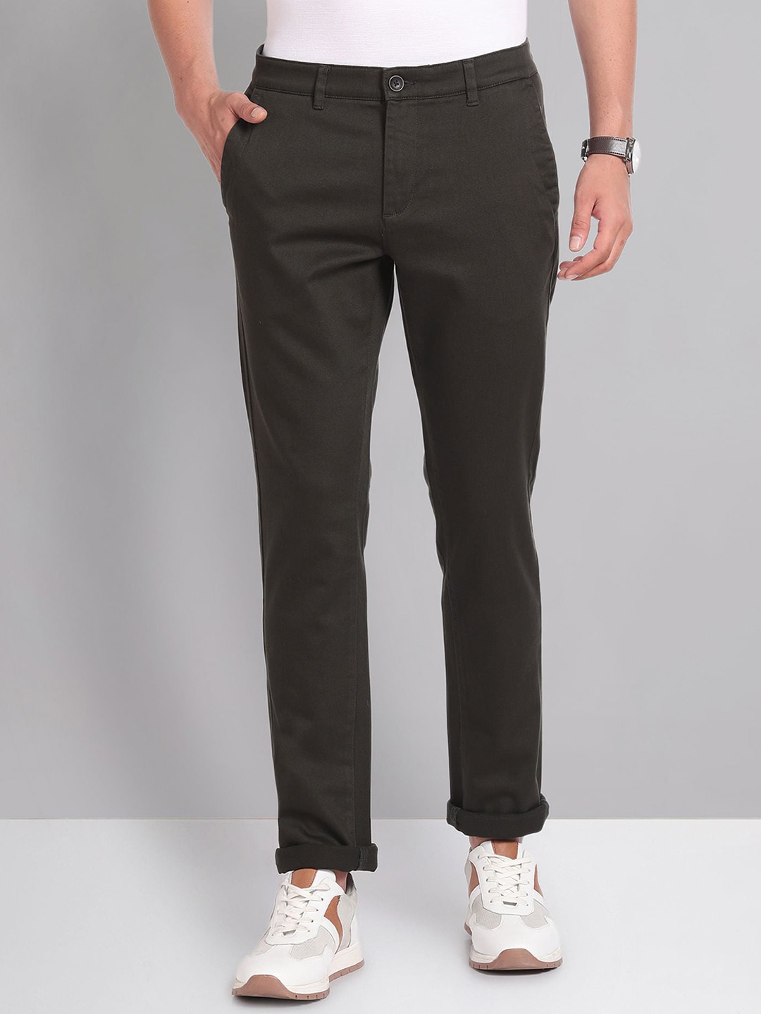 

AD By Arvind Men Mid-Rise Trousers, Green