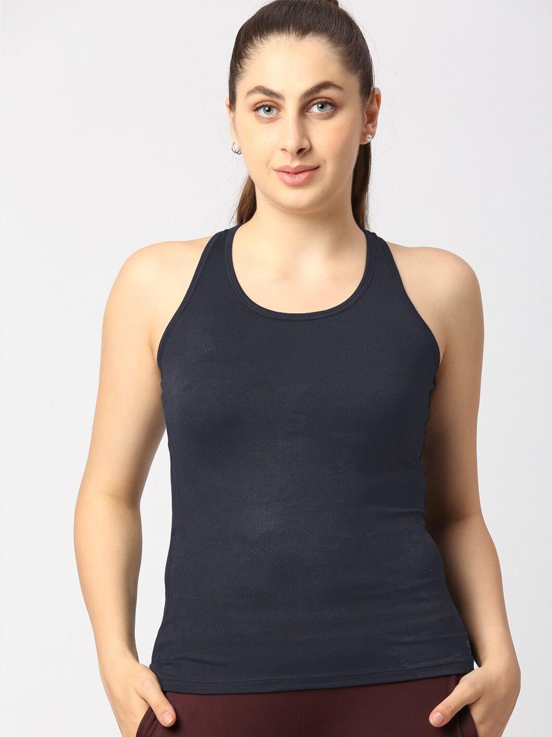 

Lovable Sport Round Neck Tank Top, Navy blue