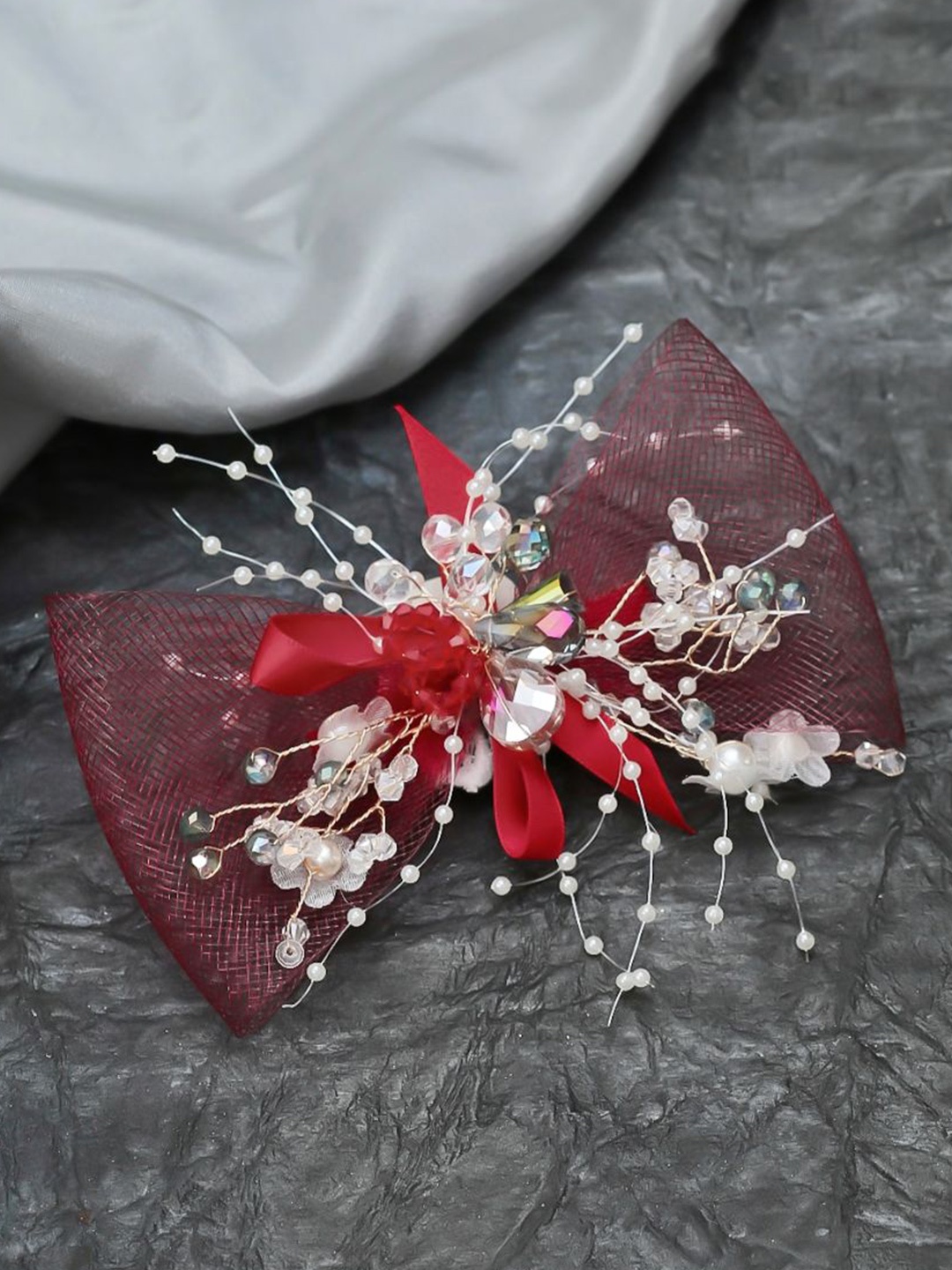 

Yellow Bee Embellished Accessory Set, Red