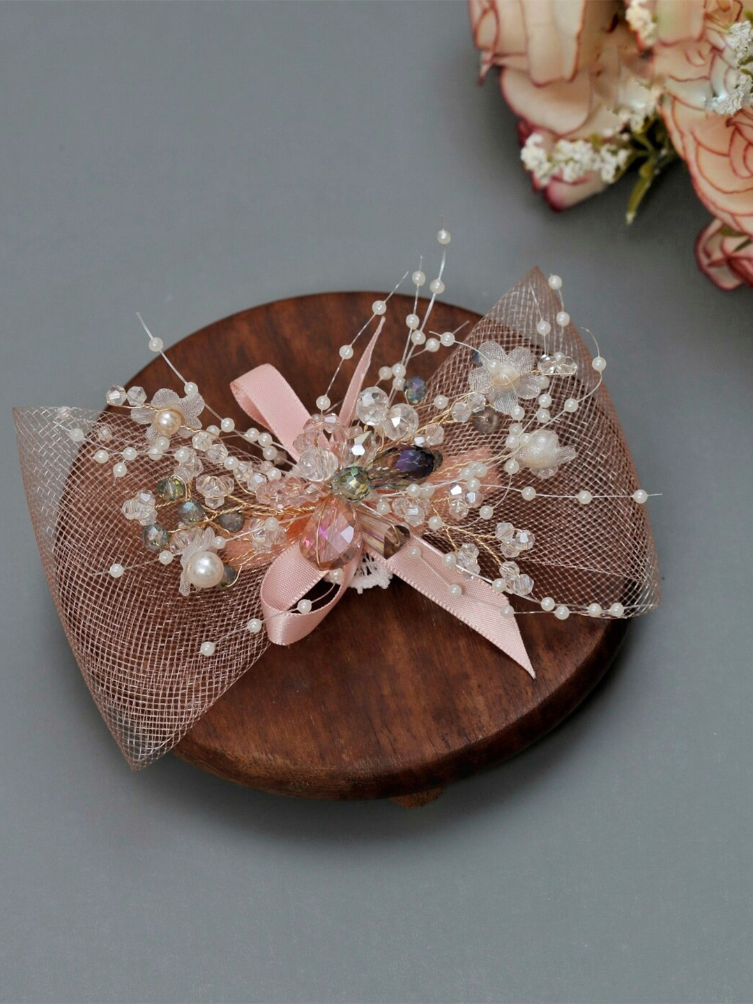 

Yellow Bee Embellished Bow Alligator Hair Clip, Peach
