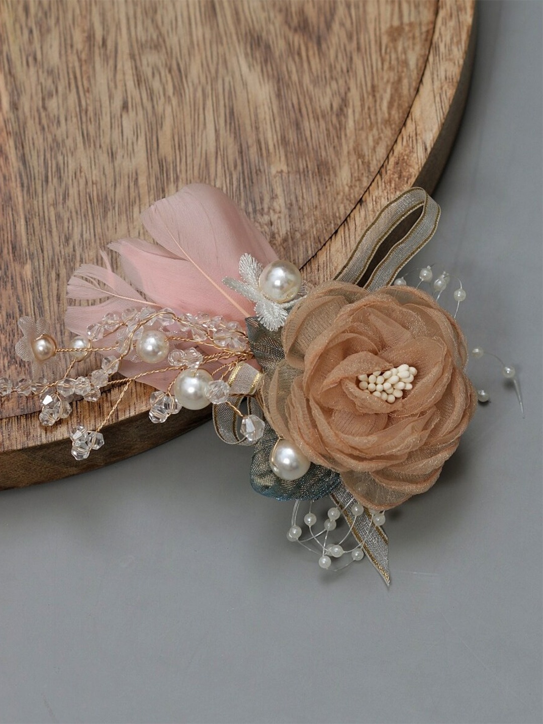 

Yellow Bee Embellished Alligator Hair Clip, Peach