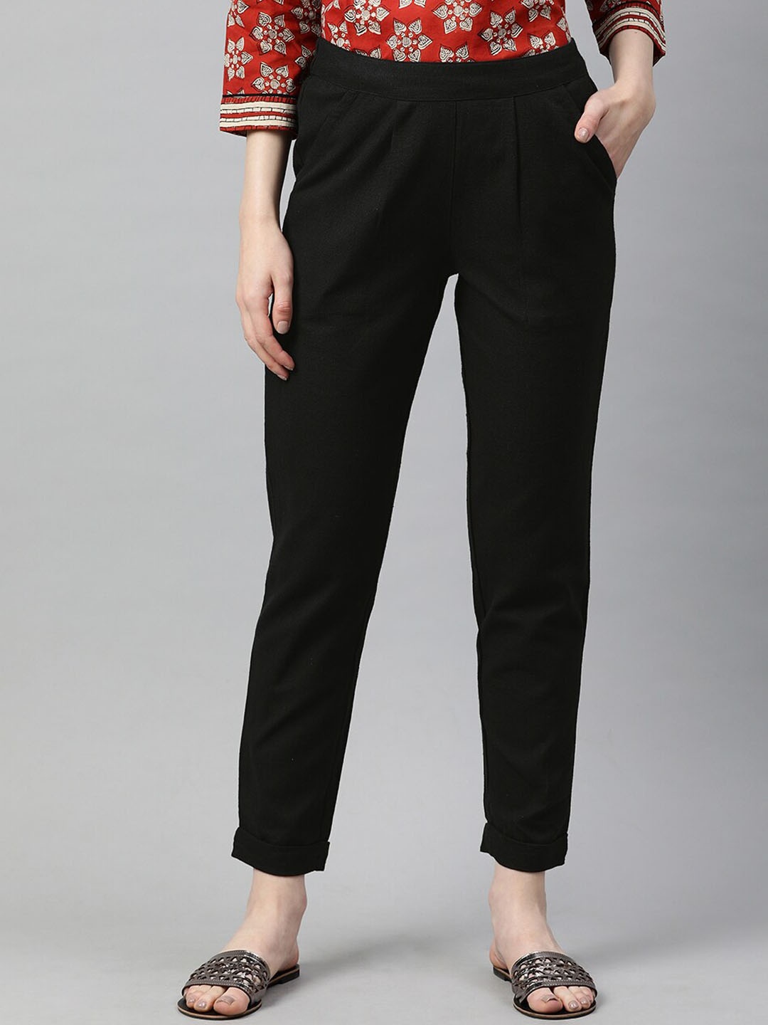 

KUROCK Women Relaxed Straight Leg Pleated Cropped Trousers, Black