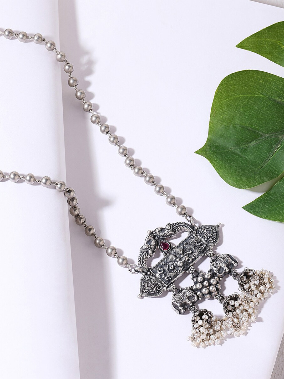 

ahilya Sterling Silver Silver-Plated Oxidised Necklace, White