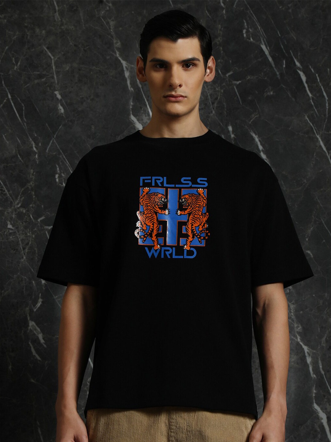 

Breakbounce Black Graphic Printed Cotton Oversized T-shirt