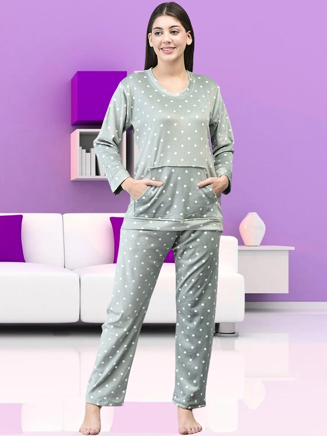 

Noty Polka Dot Printed Velvet Night suit, Green