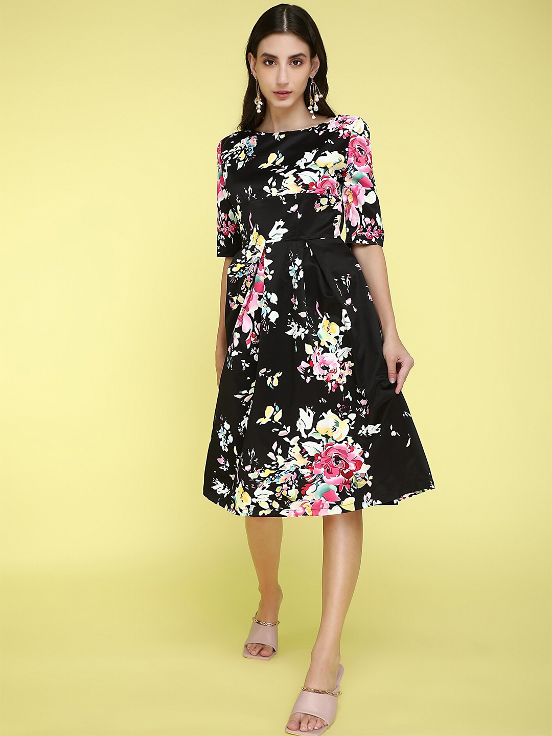 

LULU & SKY Floral Printed Boat Neck Fit & Flare Knee Length Dress, Black
