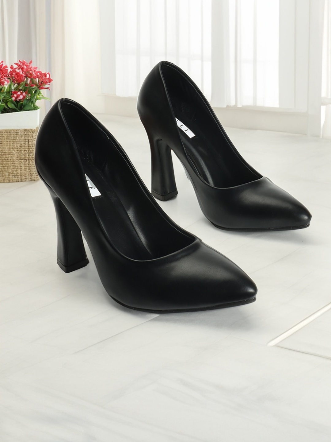 

ELLE Pointed Toe Block Heel Pumps, Black