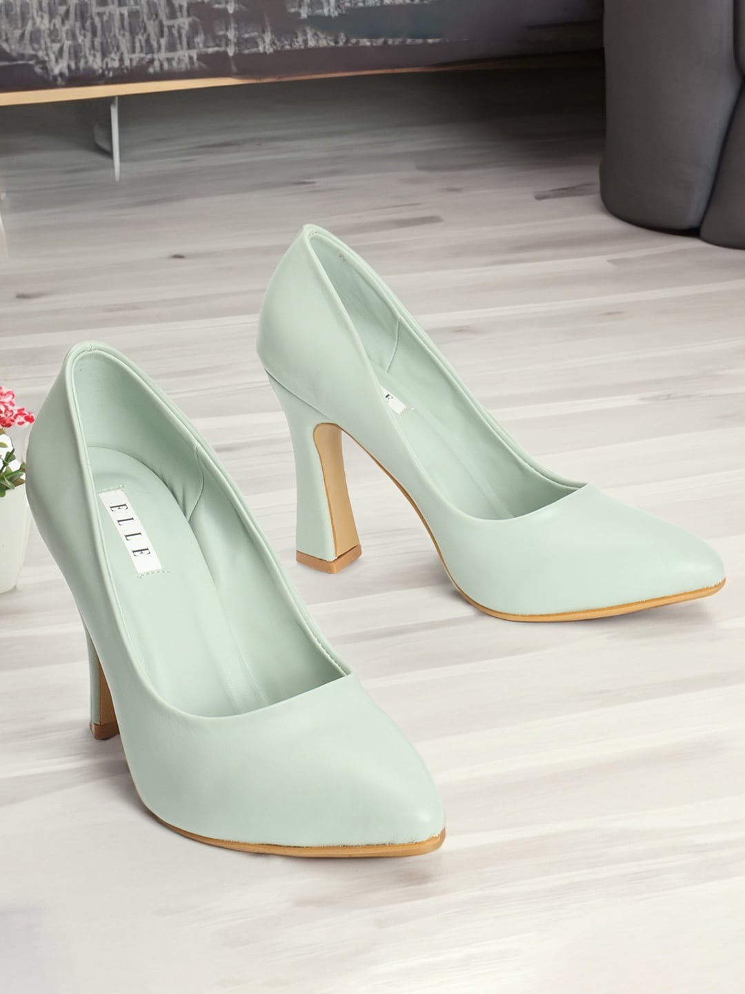 

ELLE Pointed Toe Block Pumps, Green
