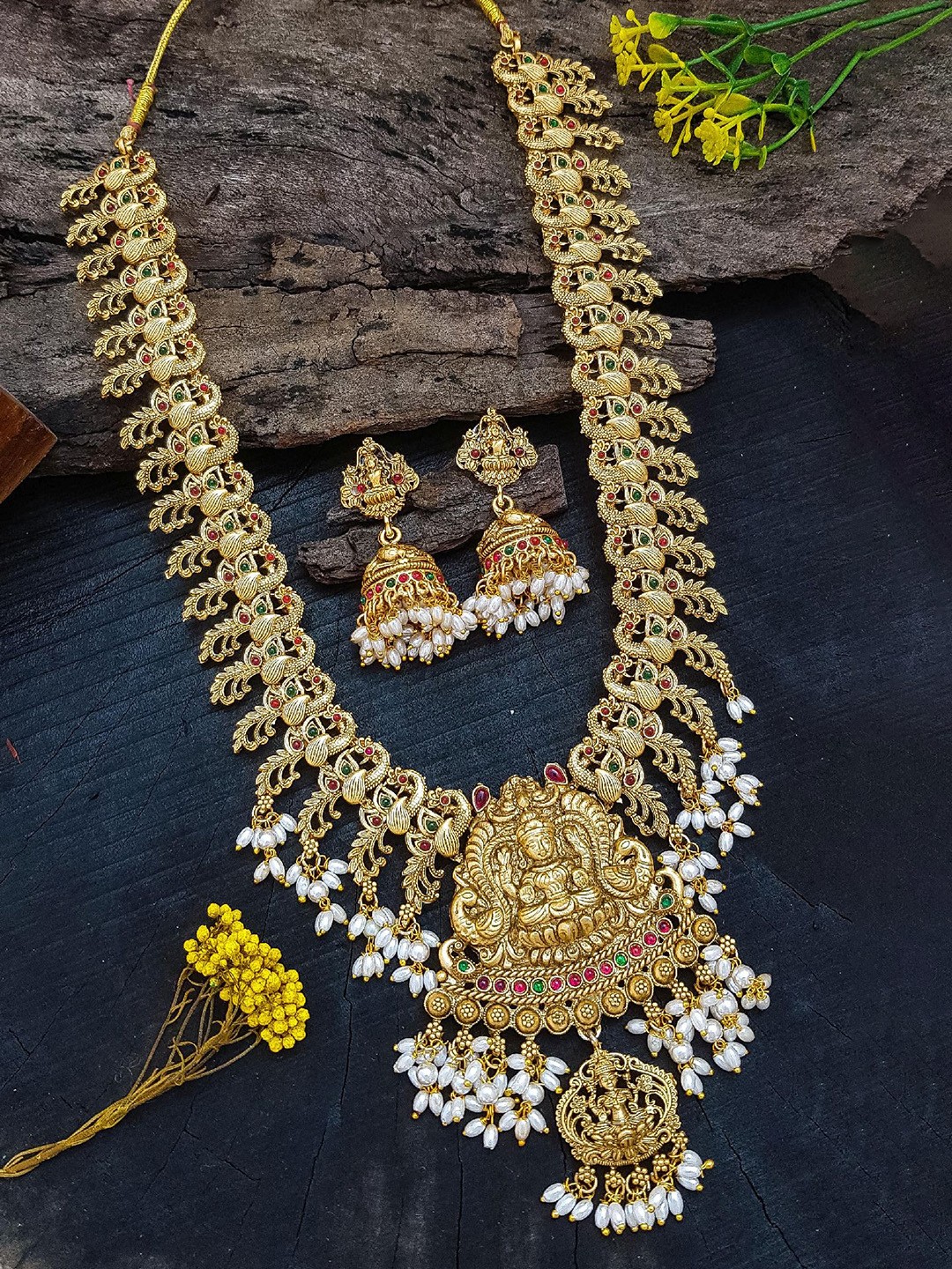 

GRIIHAM Gold-Plated Cubic Zirconia Studded Jewellery Set