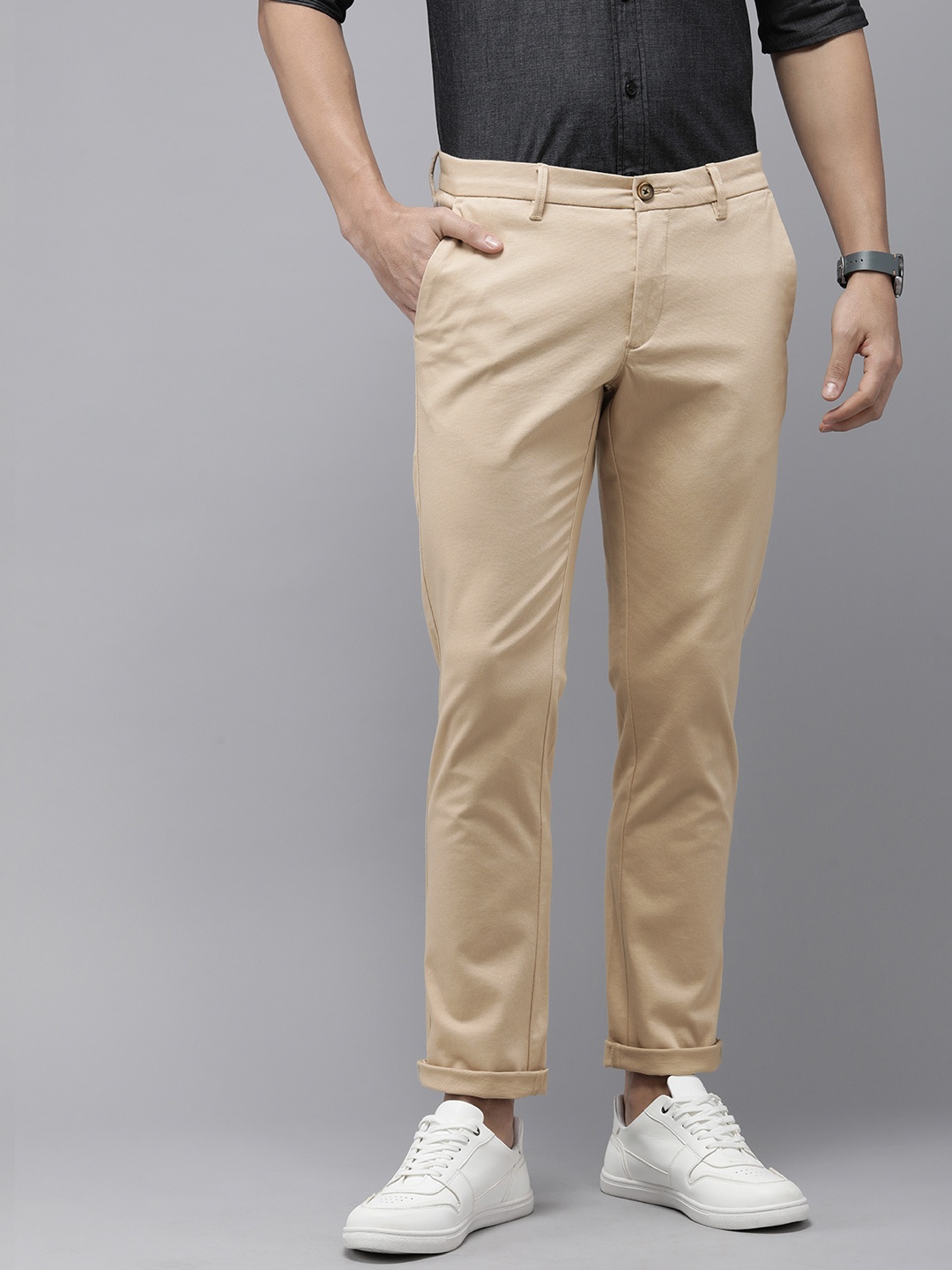 

U.S. Polo Assn. Men Textured Slim Fit Mid-Rise Chinos Trousers, Beige