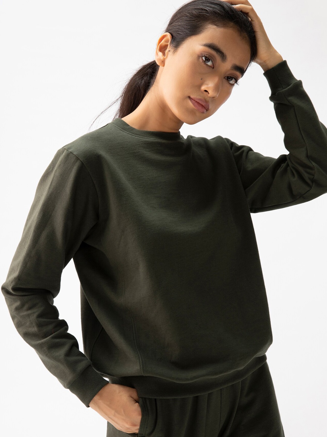 

Saltpetre Round Neck Organic Cotton Pullover Sweatshirt, Olive