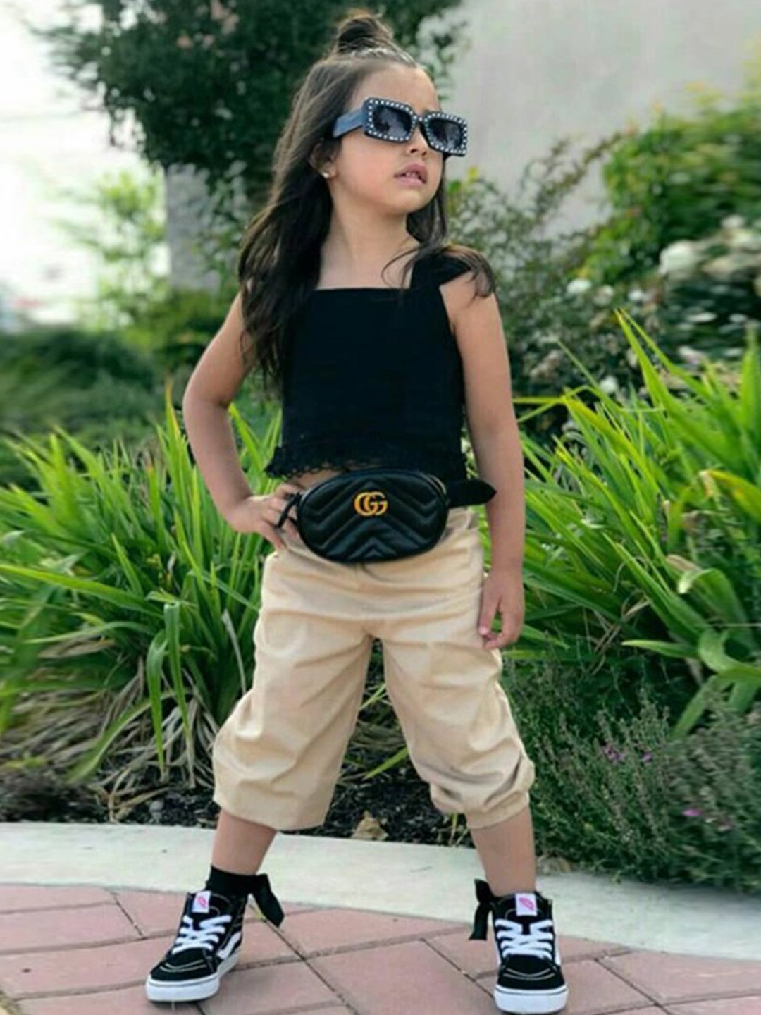 

StyleCast Girls Black & Cream Sleeveless Top With Trousers