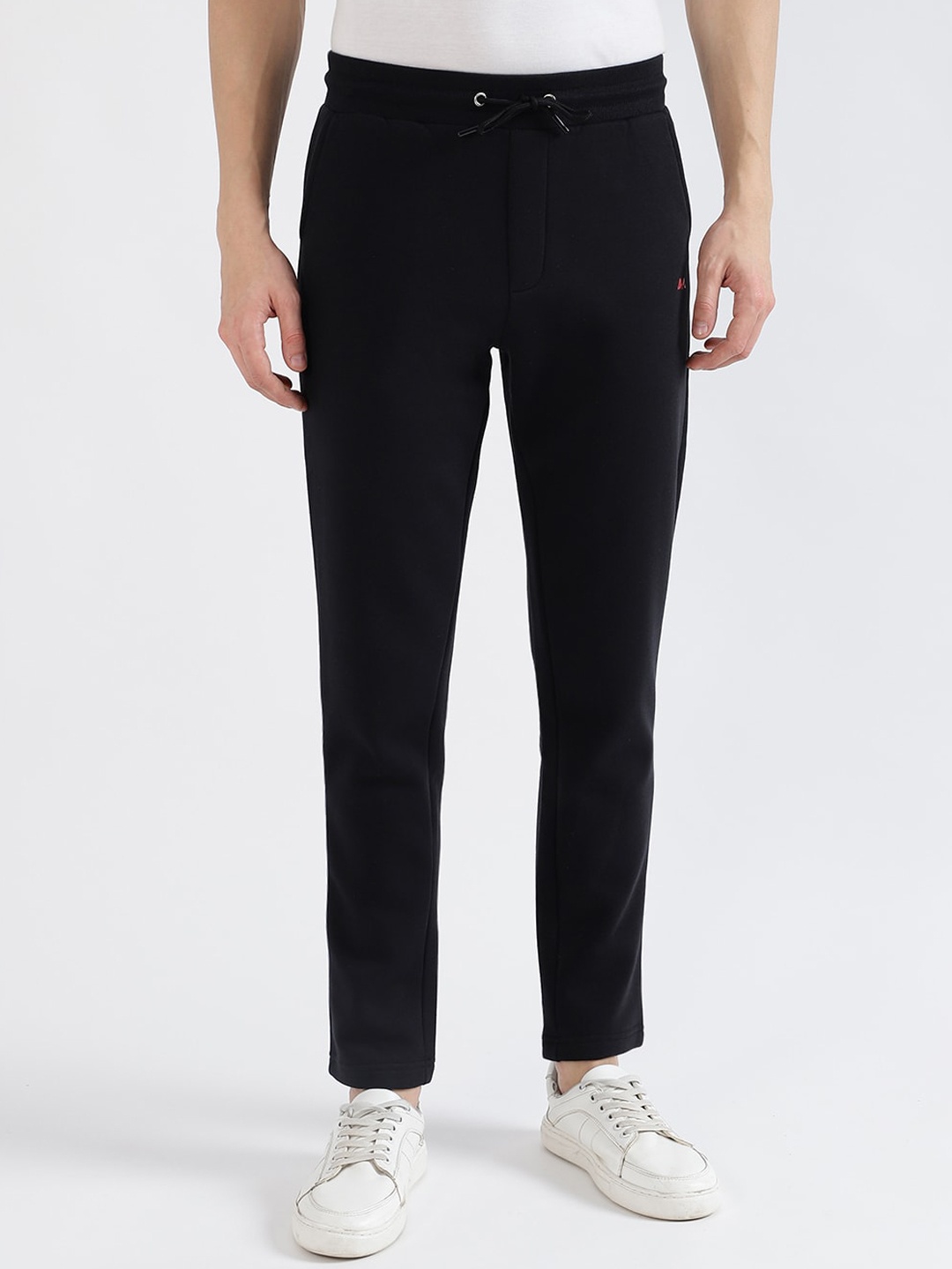 

LINDBERGH Men Mid Rise Track Pant, Black